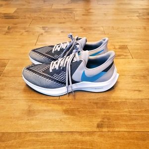 Nike Men's Air Zoom Winflo 6 Size 11